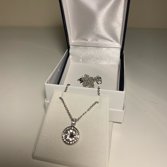 Swarovski Elements Necklace by MM Crystal - Picture 3 of 4